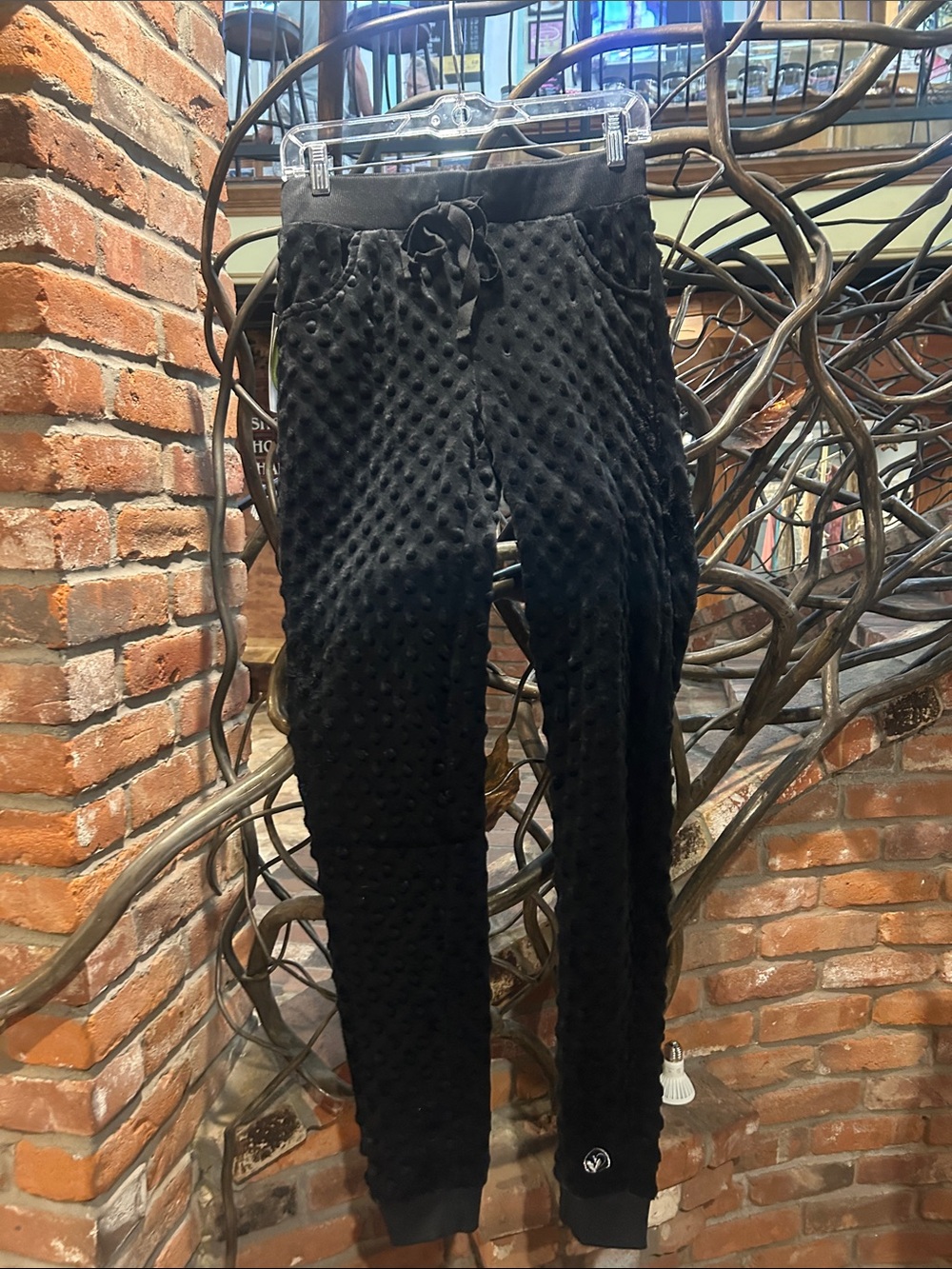 NWT Limeapple Black Plush Joggers Teens 14/16